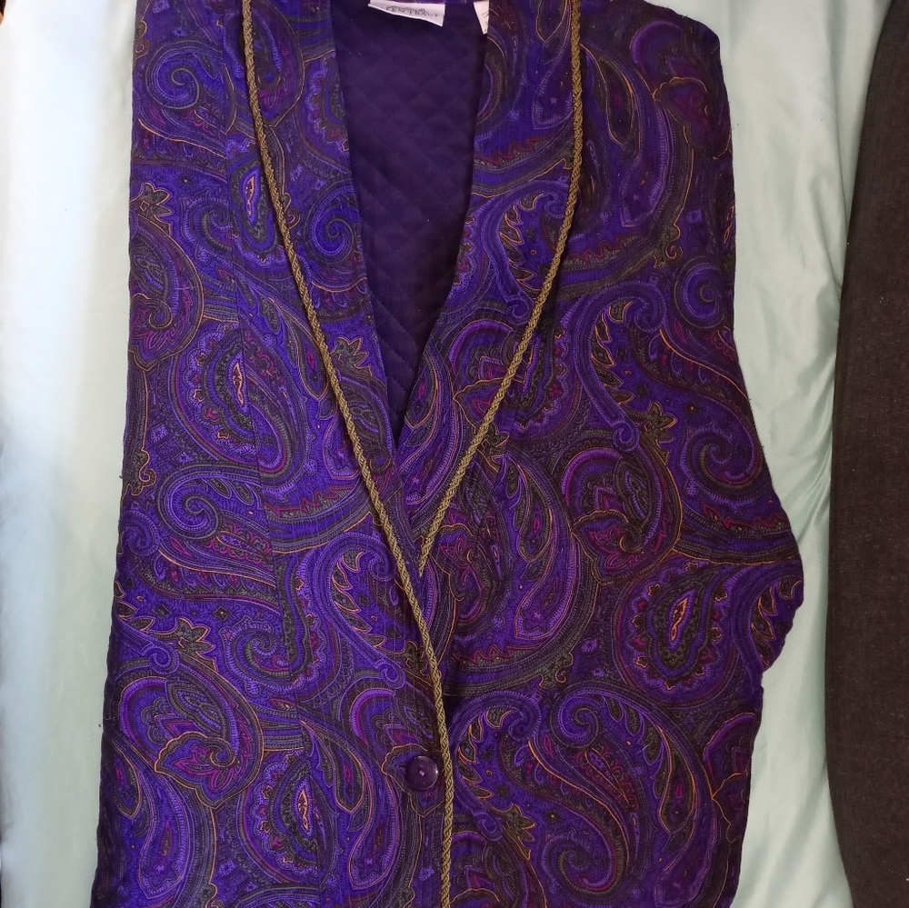 Linda Allard 4 Linda Tracy quilted paisley blaze